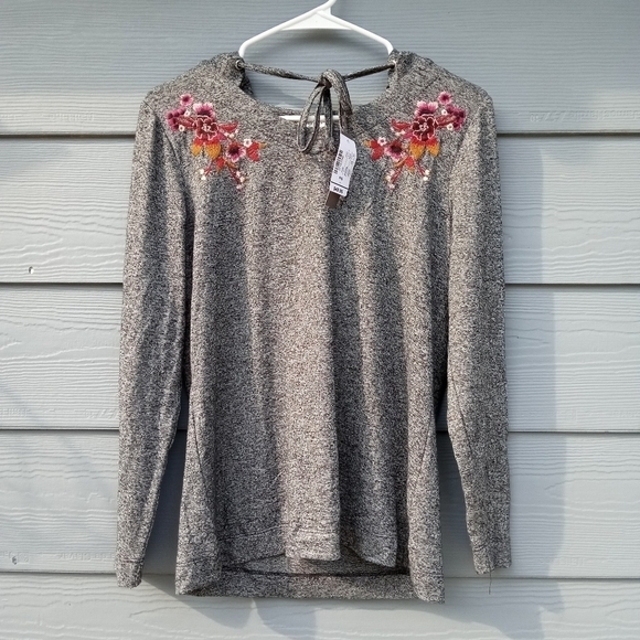 New Women's Christopher & Banks Gray Hoodie Sweater Size Petite Small Flowers - Picture 1 of 5